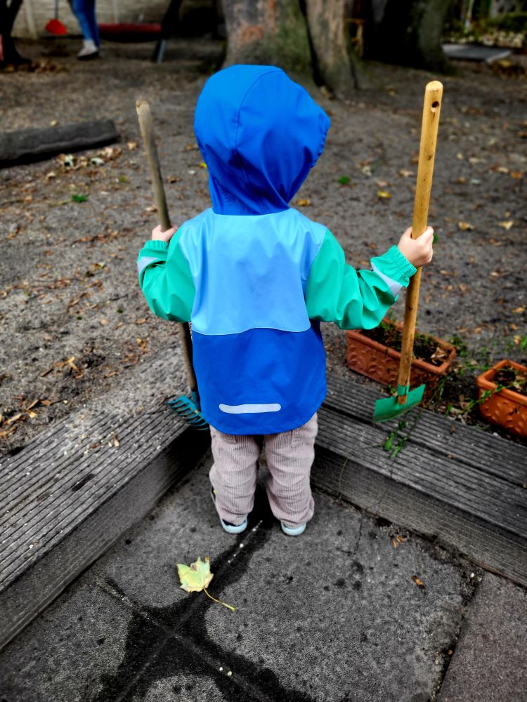 2024-Kindervilla-Brachelen-Gartenaktion-Herbst-02