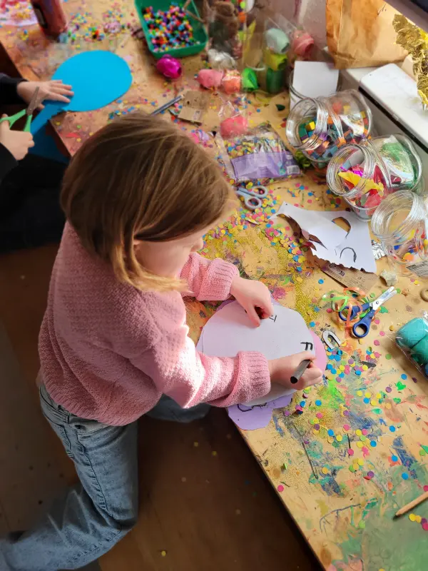 2024-Kindervilla-Brachelen-basteln-karneval-2025-16