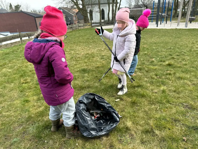 2025-Kindervilla-Brachelen-Müllsammel-Aktion-07