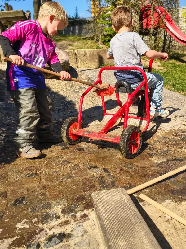 2025-04-Kindervilla-Brachelen-dies-und-das-03